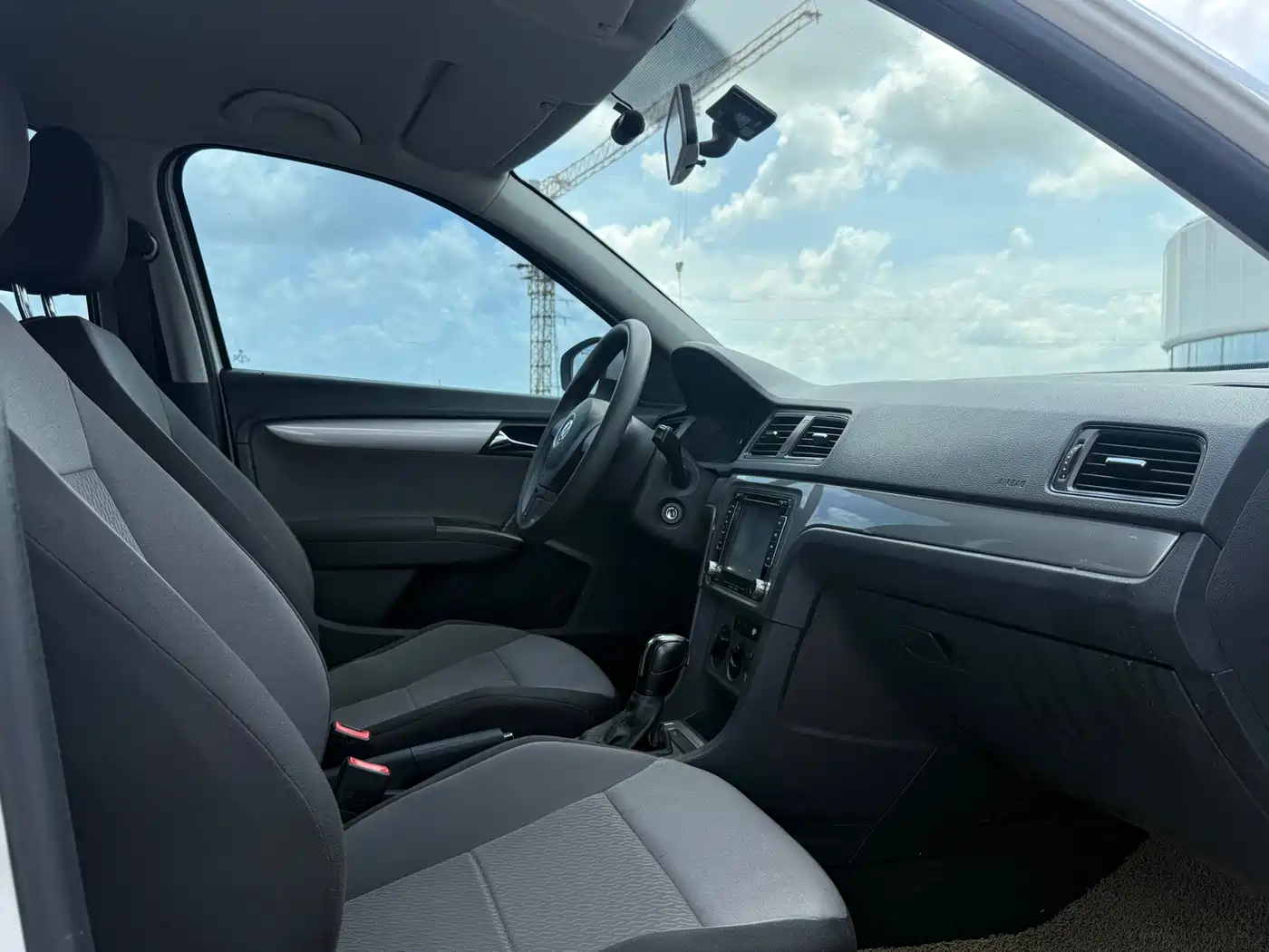 Volkswagen Lavida Tour 2013 1.6L Automatic Trend Style фото 6