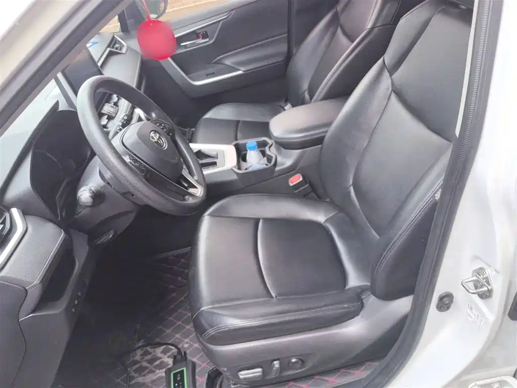 Toyota RAV4 Rongfang 2021 2.0L CVT 2WD Trend фото 7
