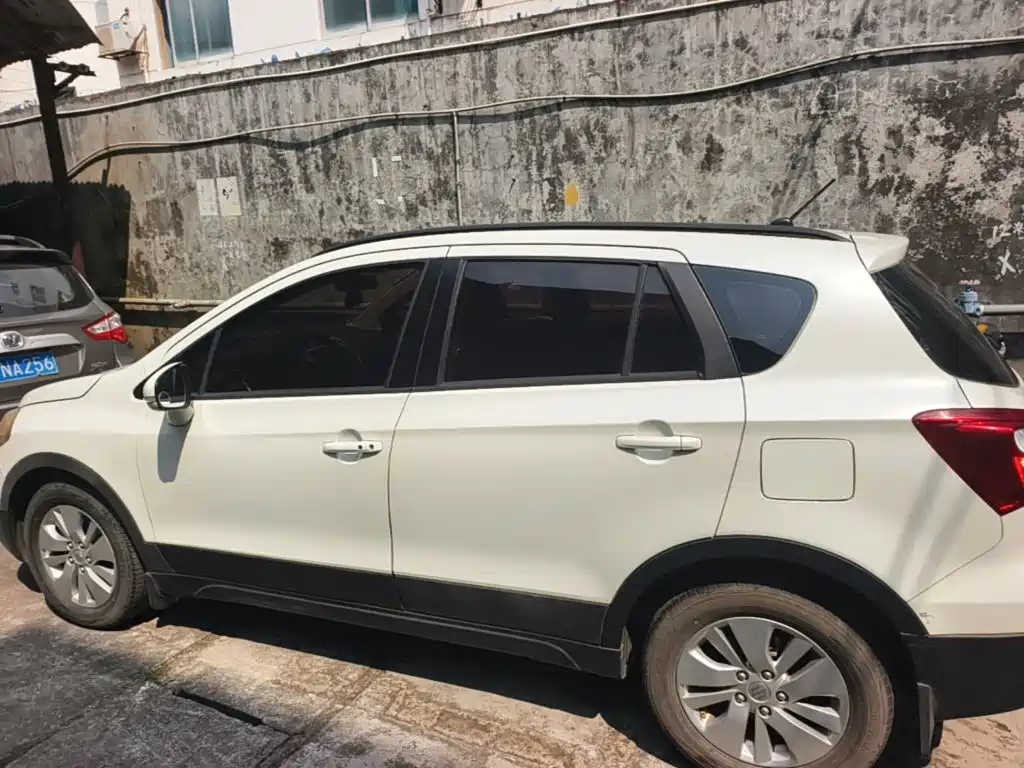 Suzuki SX4 S-Cross 2016 2015 1.6L CVT 2WD Progressive