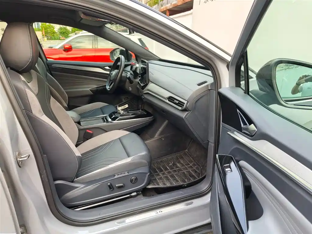 VOLKSWAGEN ID.4 CROZZ