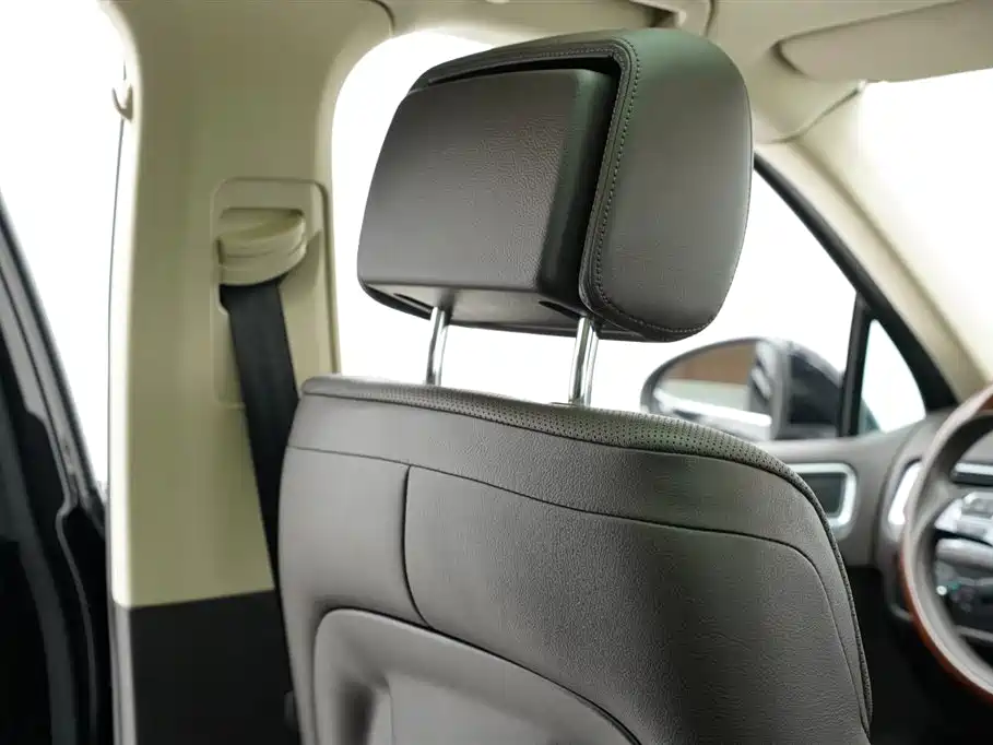 Volkswagen Touareg 2011 3.0TSI Comfort фото 16