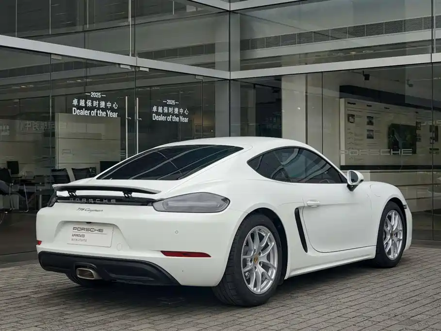 Porsche 718 2022 Cayman 2.0T фото 7