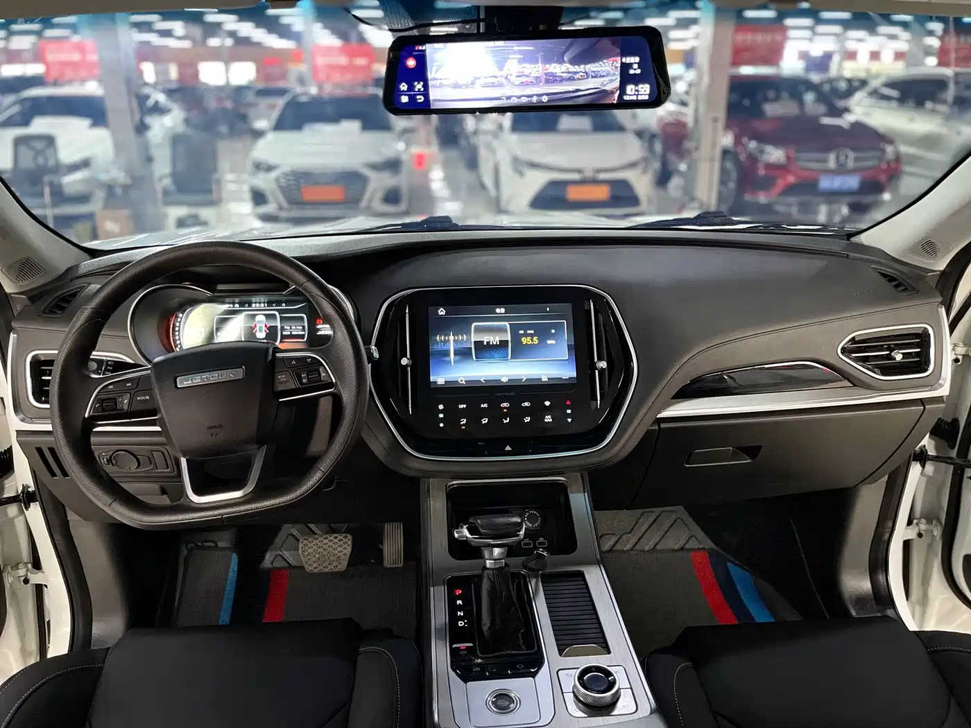 Jetour X70 2019 2020 1.5T DCT Comfort Edition 5-Seater