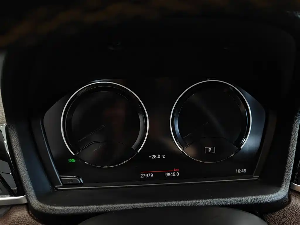 BMW X2 2024 2023 sDrive25i M Off-Road Package