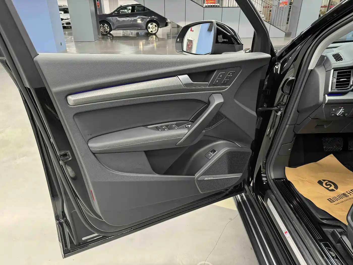 Audi Q5L 2022 45T Luxury Dynamic фото 8