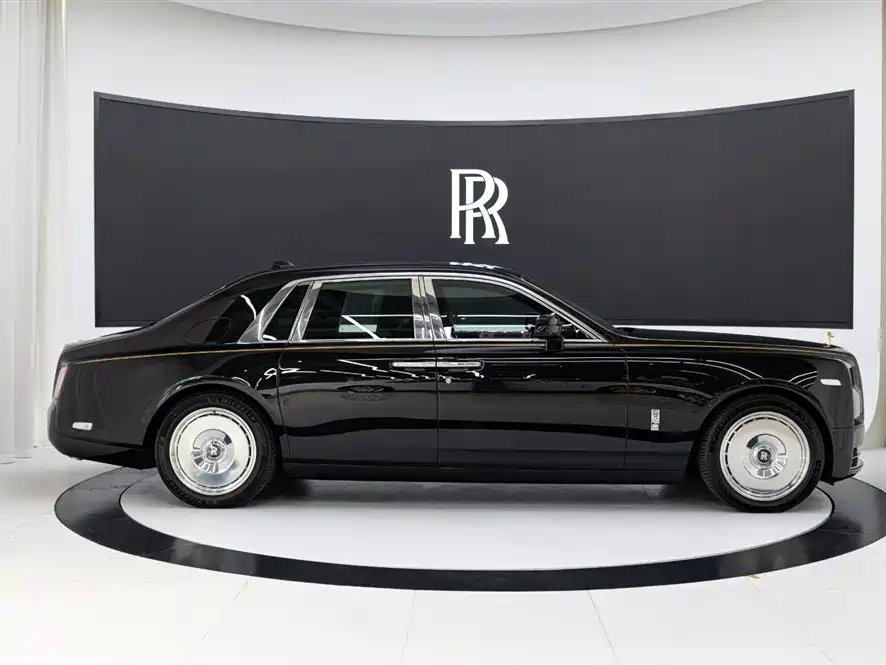 Rolls-Royce Phantom 2019 2018 6.7T Standard Wheelbase Version