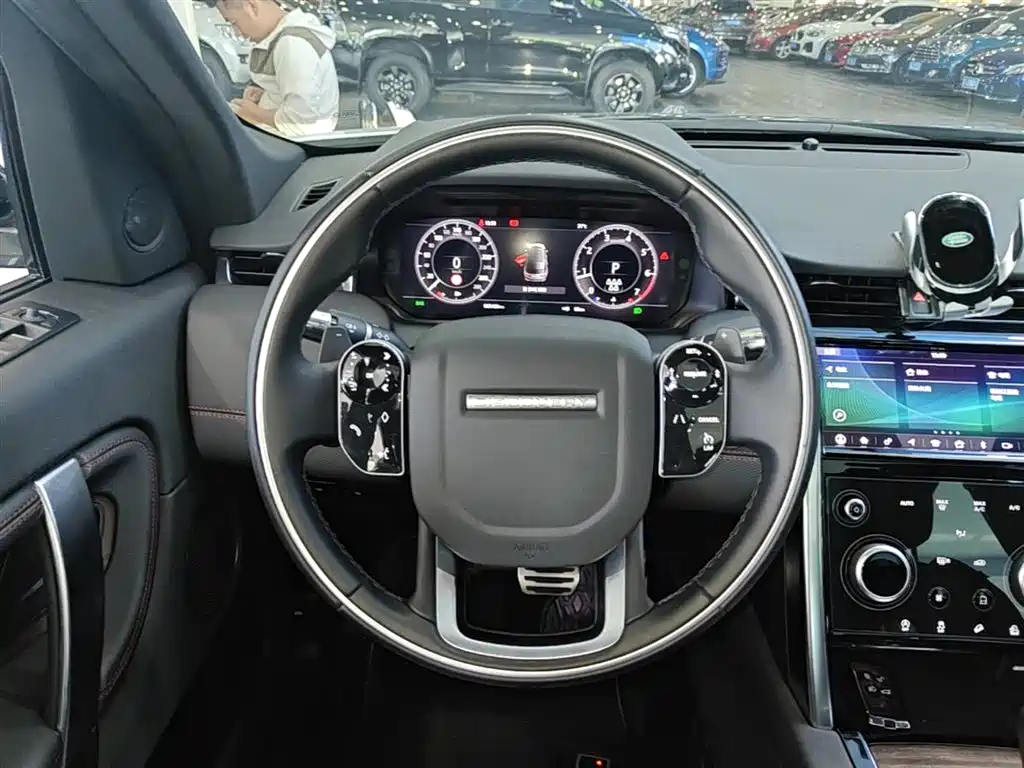 Land Rover Discovery Sport 2020 249PS R-Dynamic Performance Tech 7-seater фото 11