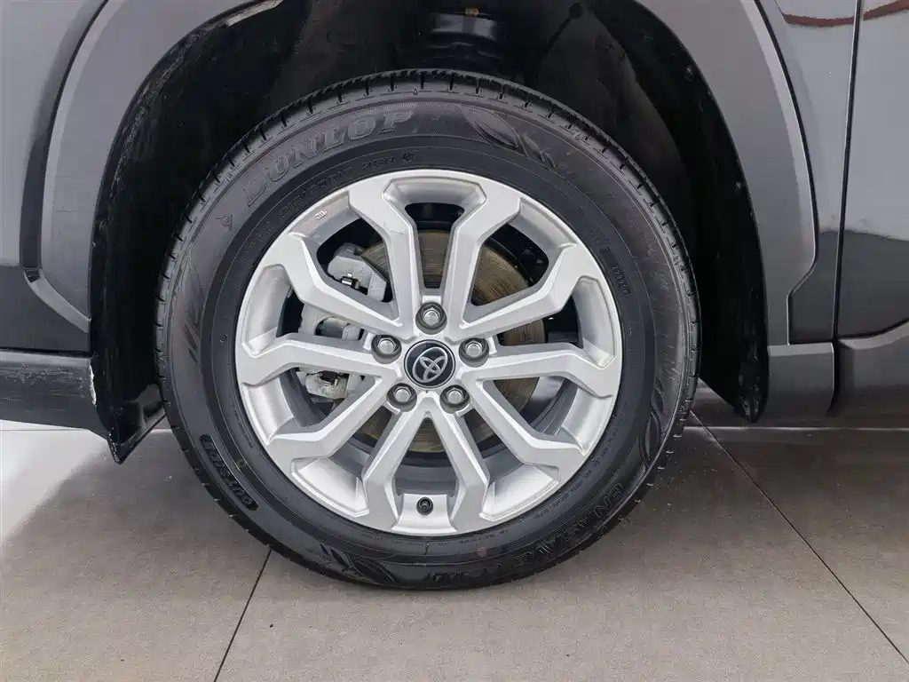 TOYOTA FENGLANDA