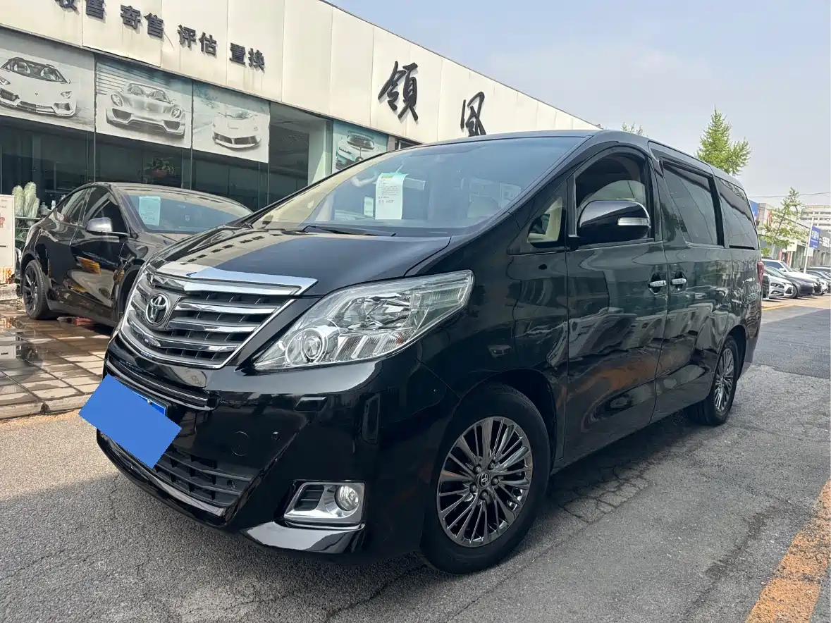 Toyota Alphard 2012 3.5L Premium Edition