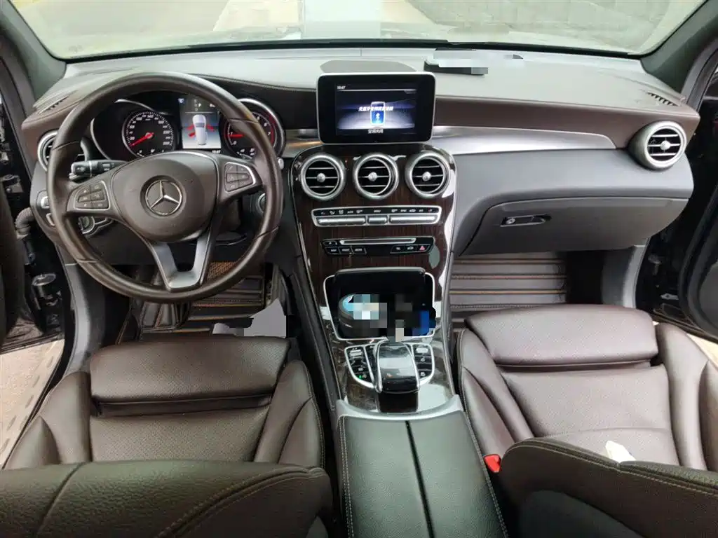Mercedes-Benz GLC 2018 GLC 260 4MATIC Luxury фото 6