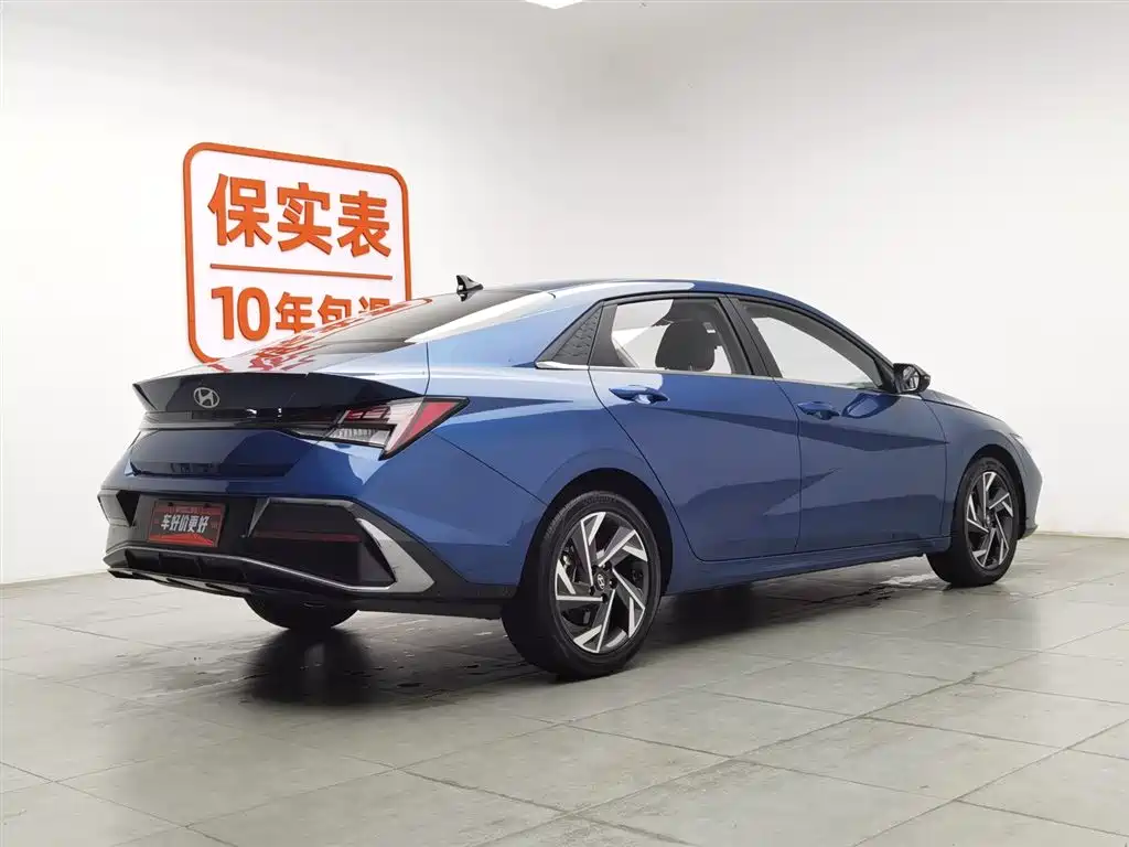 MODERN ELANTRA