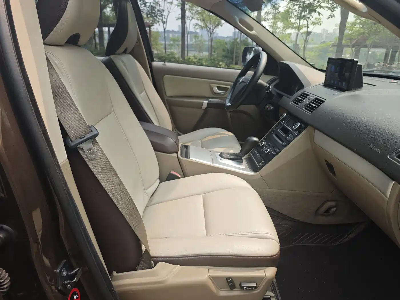 Volvo XC Classic 2015 2014 T5 Luxury Edition