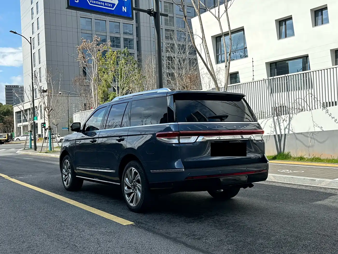 LINCOLN NAVIGATOR
