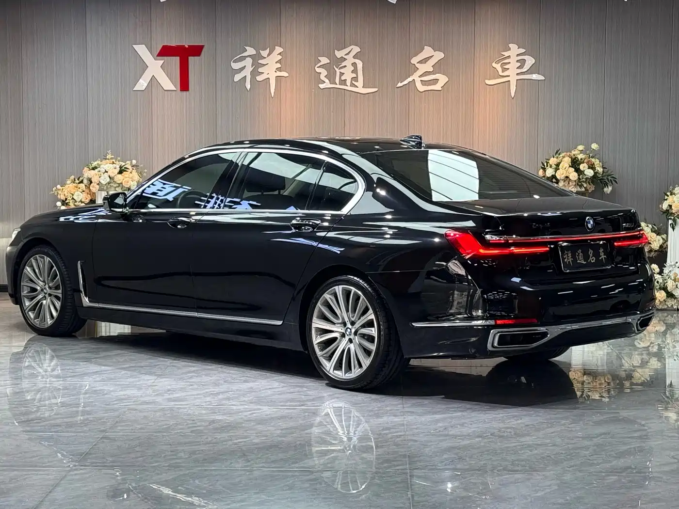 BMW 7 Series 2019 740Li Leading Luxury Package фото 23