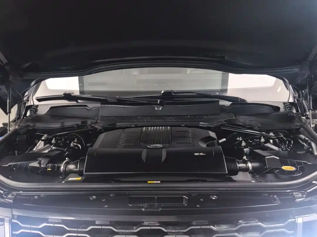 Land Rover Range Rover 2019 3.0 SCV6 Heritage Edition фото 16