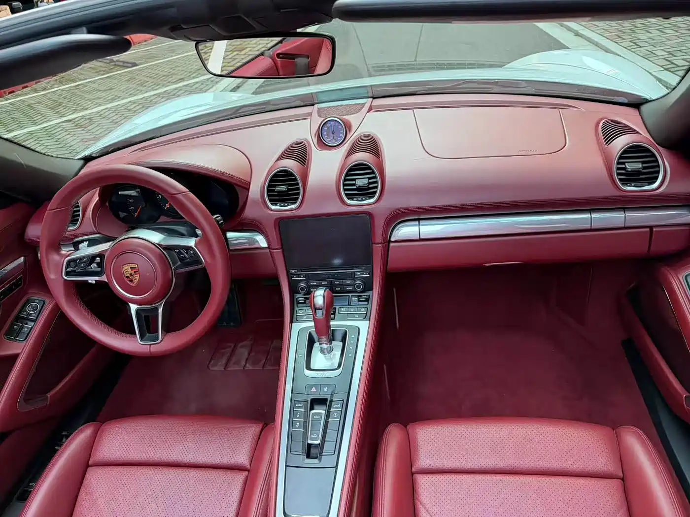 Porsche 718 2018 Boxster 2.0T фото 13