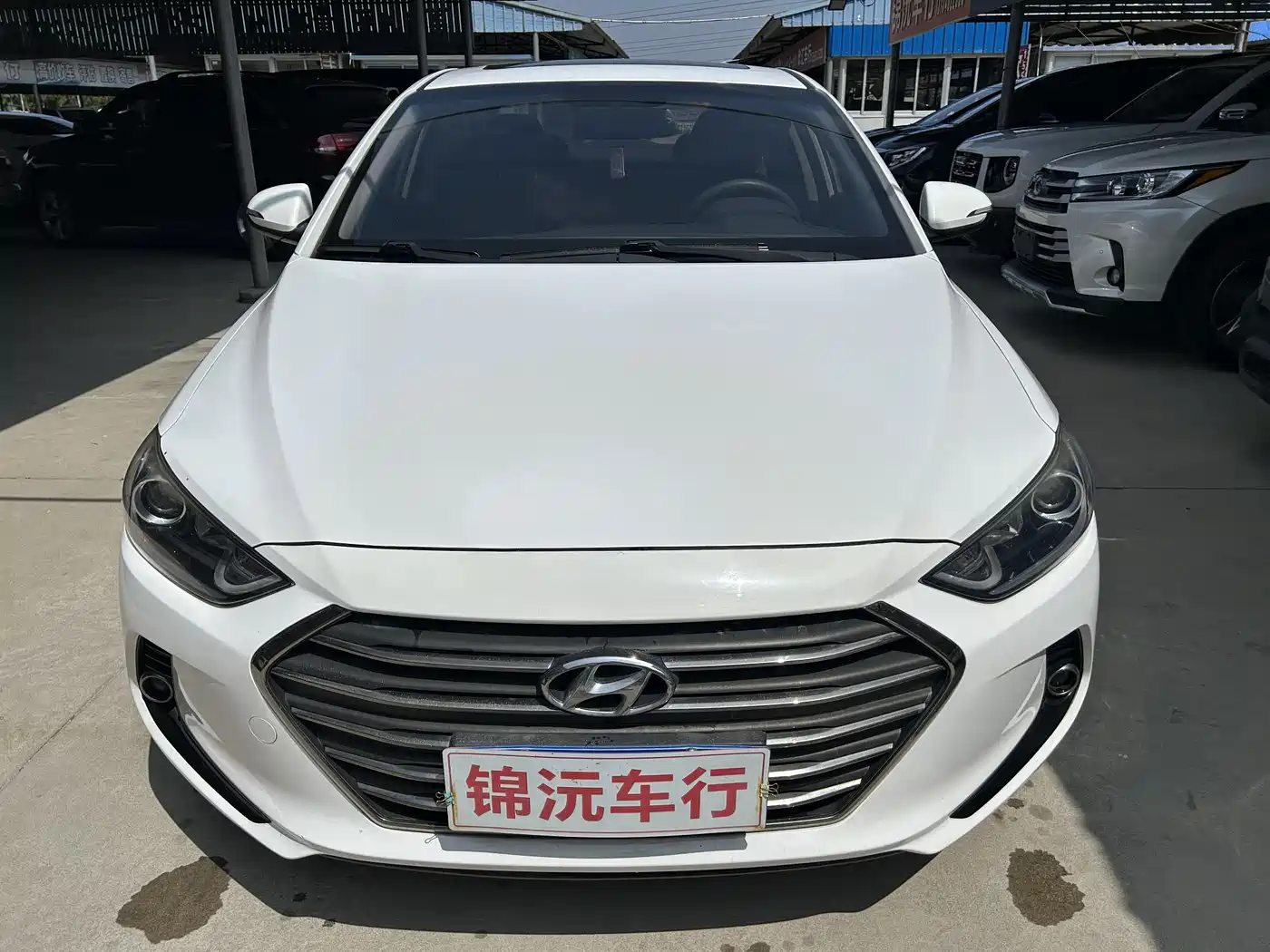 Hyundai Elantra 2018 1.6L Automatic 15th Anniversary Special Edition фото 2