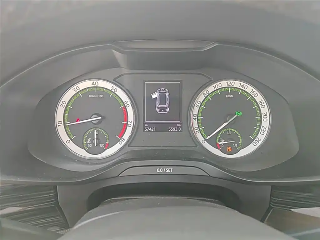 Škoda Kodiaq 2017 TSI330 7-seater 2WD Luxury Edition фото 12