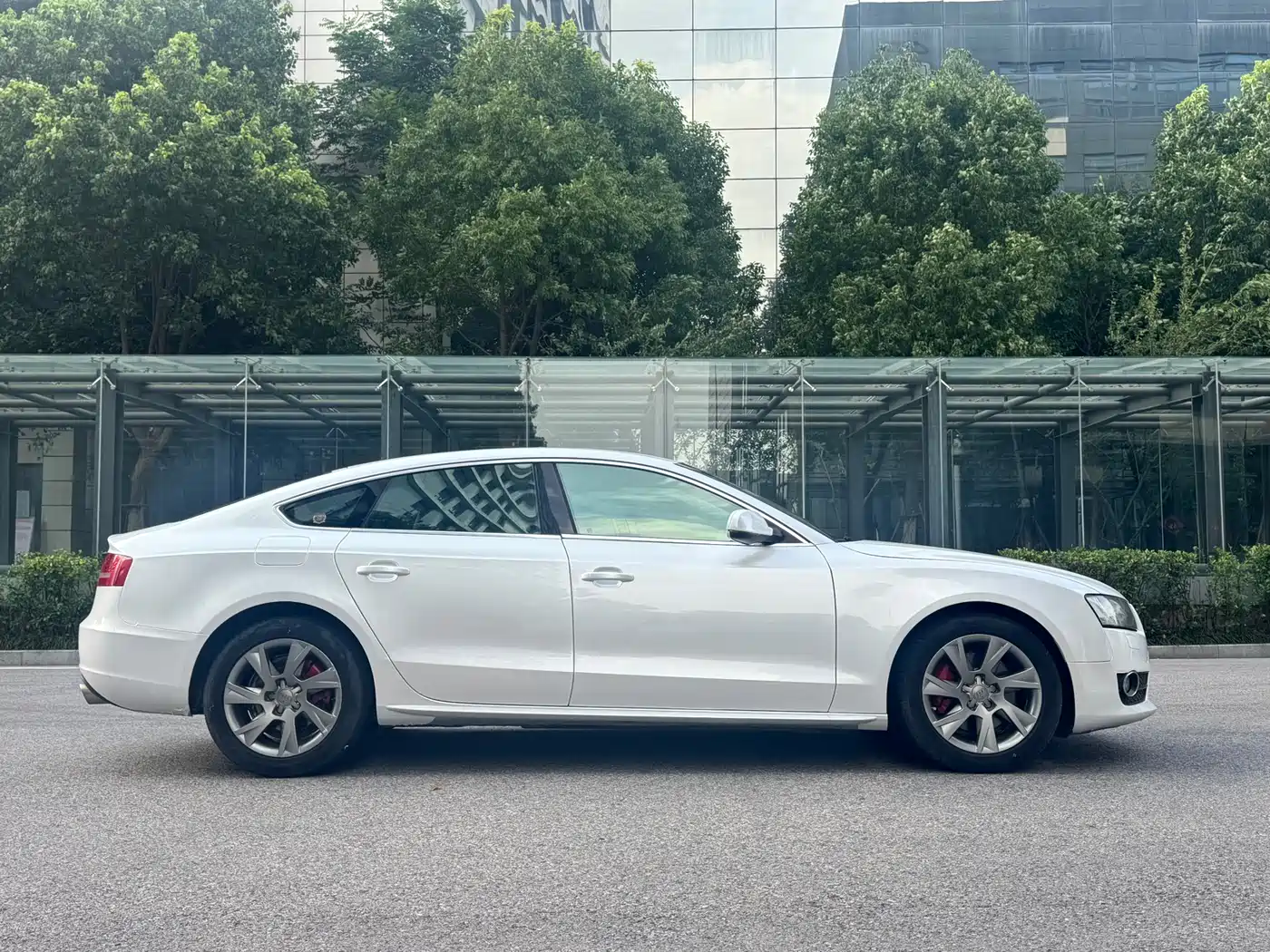 Audi A5 (Import) 2011 2010 2.0TFSI Sportback Comfort