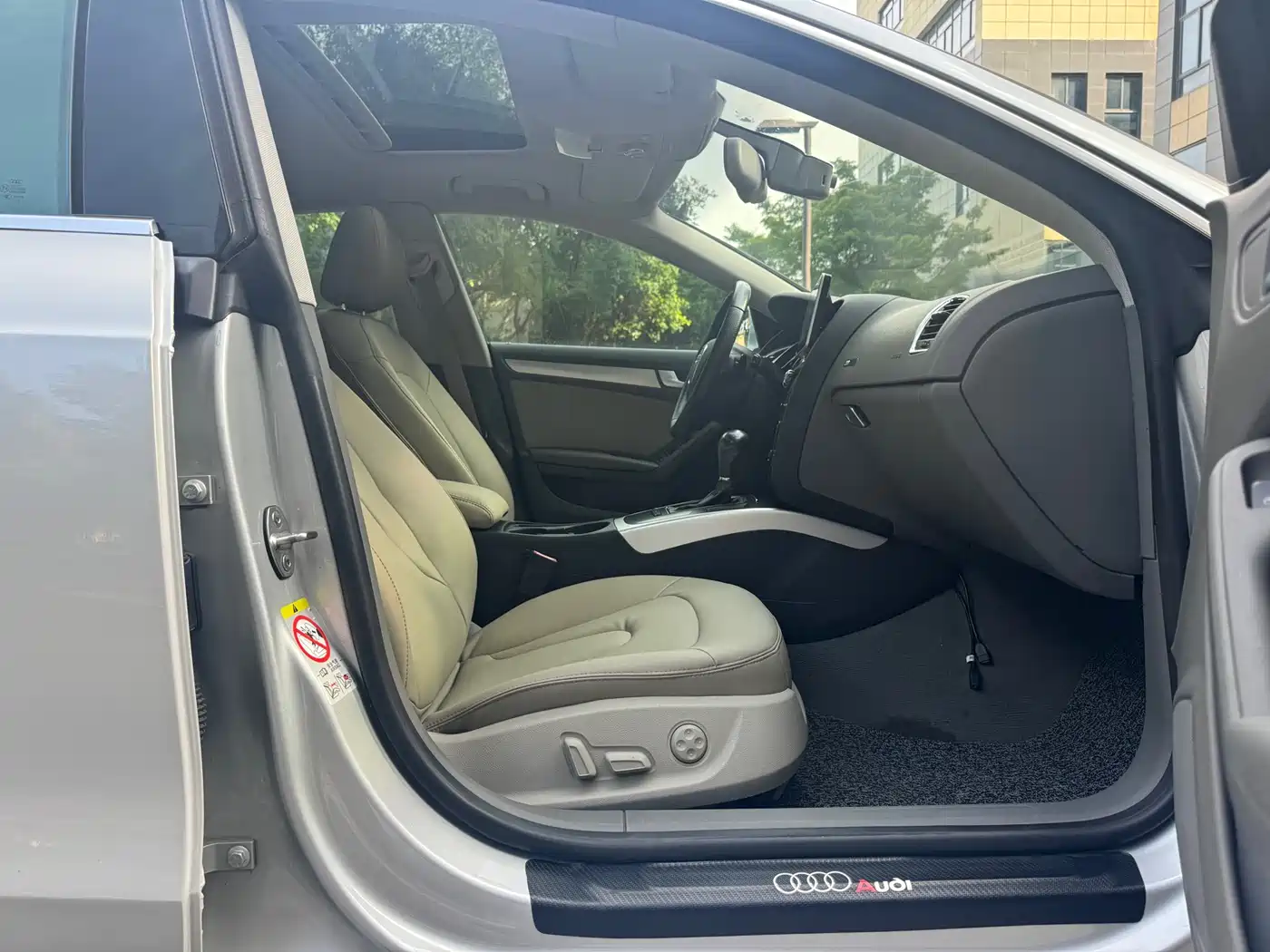 Audi A5 (Import) 2011 2010 2.0TFSI Sportback Comfort