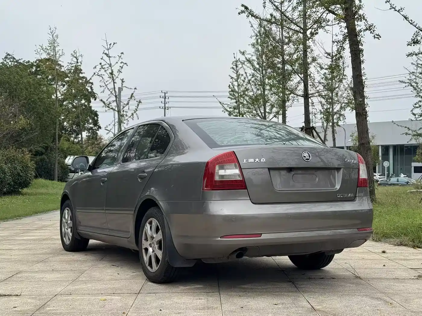 Škoda Octavia 2012 1.6L Auto Yijun Edition фото 6