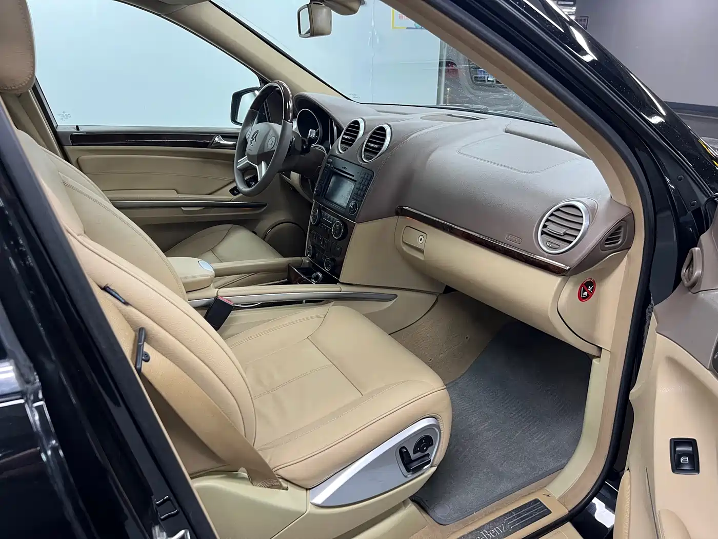 Mercedes-Benz GL-Class 2011 GL 450 4MATIC Premium фото 15