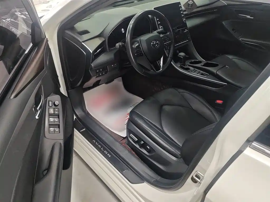 Toyota Avalon 2019 2.0L XLE Premium Edition (China VI) фото 15