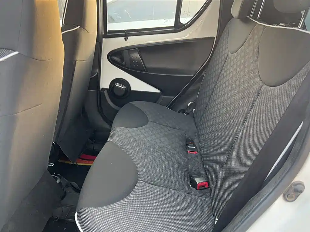 BYD F0 2017 2015 1.0L AMT Xuan Cool Edition