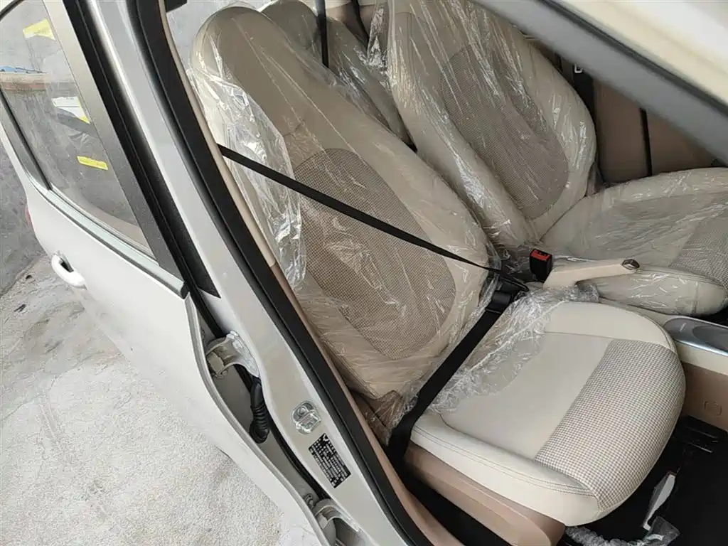 Wuling Motors Hongguang MINIEV 2026 2025 4-Door Advanced