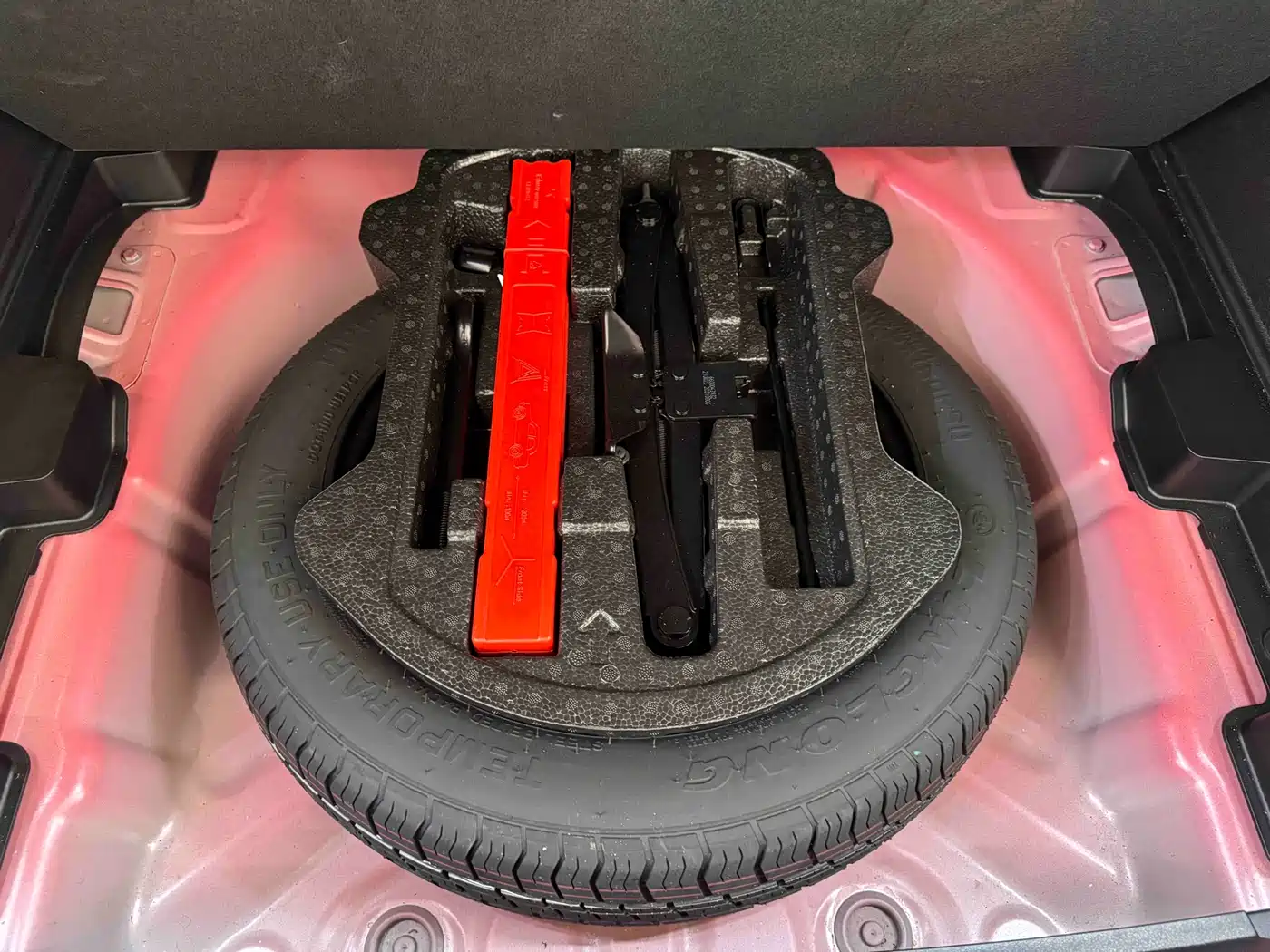 GEELY AUTOMOBILE BINYUE