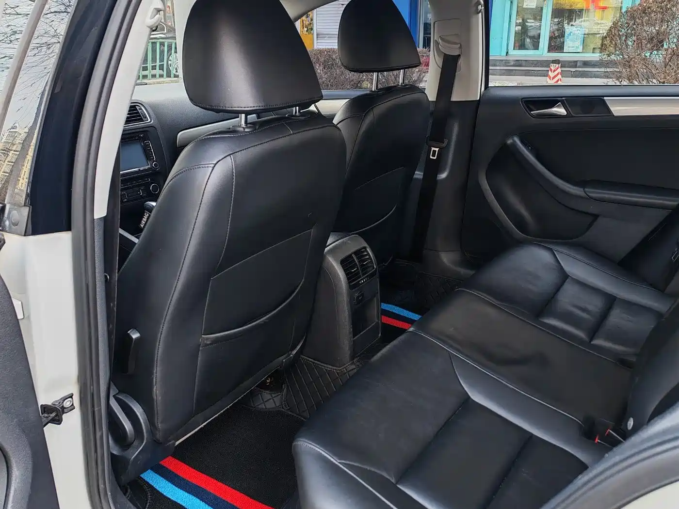 Volkswagen Sagitar 2014 Facelift 1.4TSI Automatic Luxury фото 9