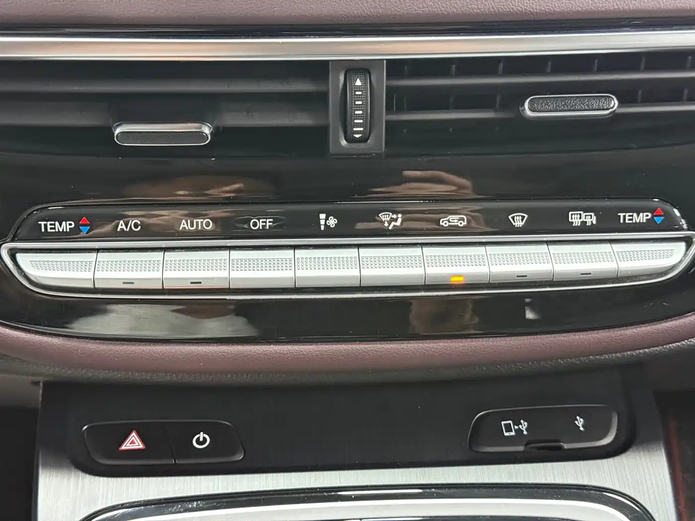 GAC Trumpchi Trumpchi M6 2021 PRO 270T Automatic Luxury Edition фото 11