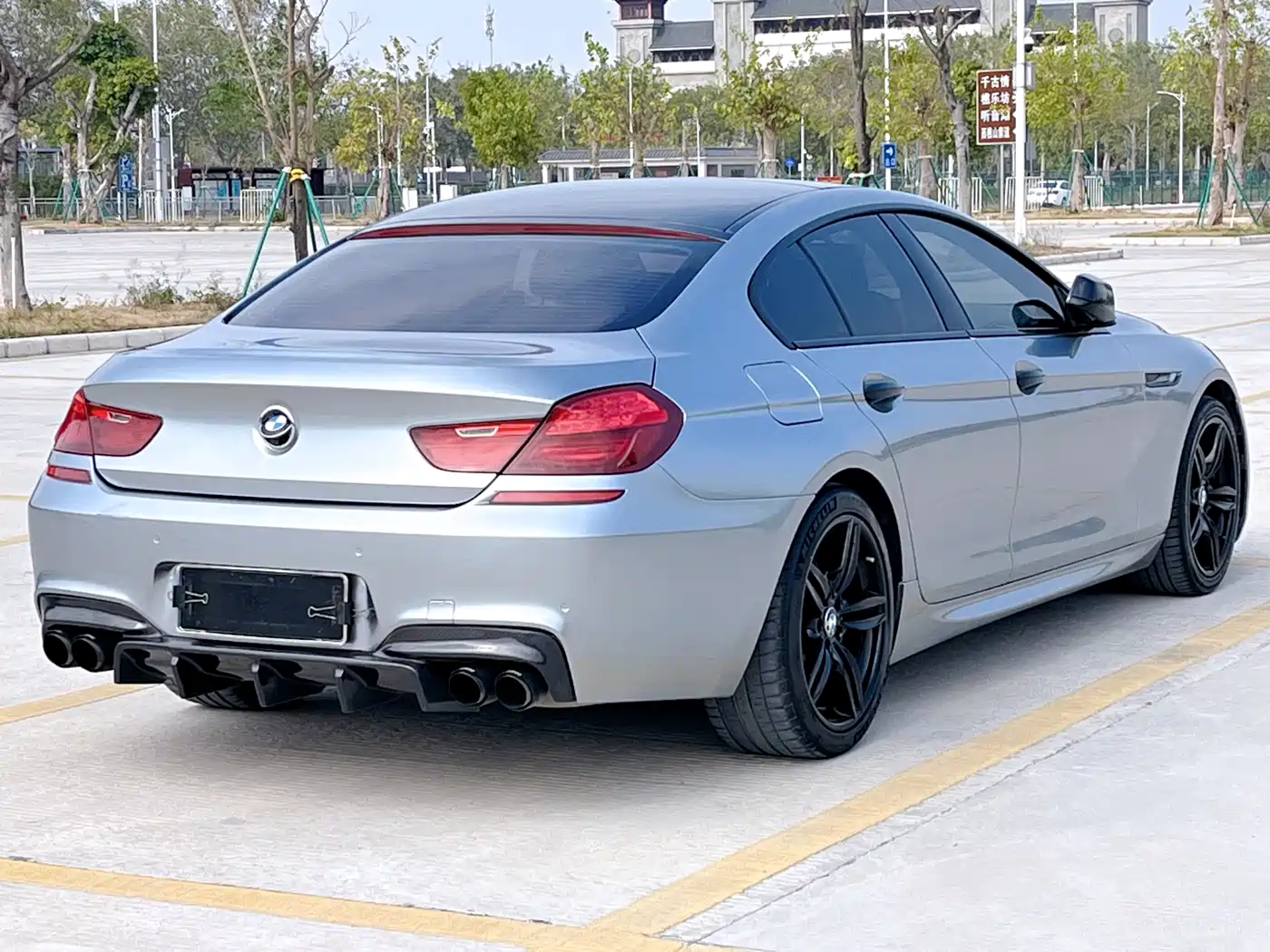 BMW 6 Series 2016 640i Gran Coupe фото 9