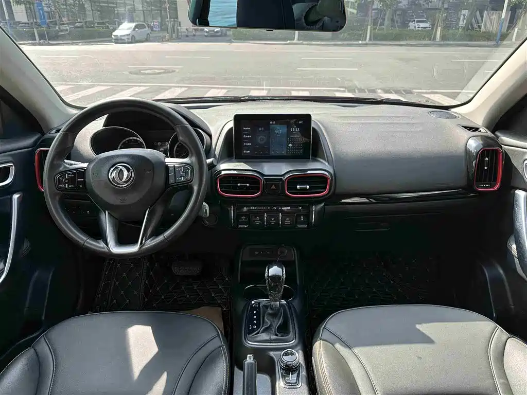 Dongfeng Aeolus Dongfeng Fengshen AX4 2018 2017 1.6L DCT Trendy