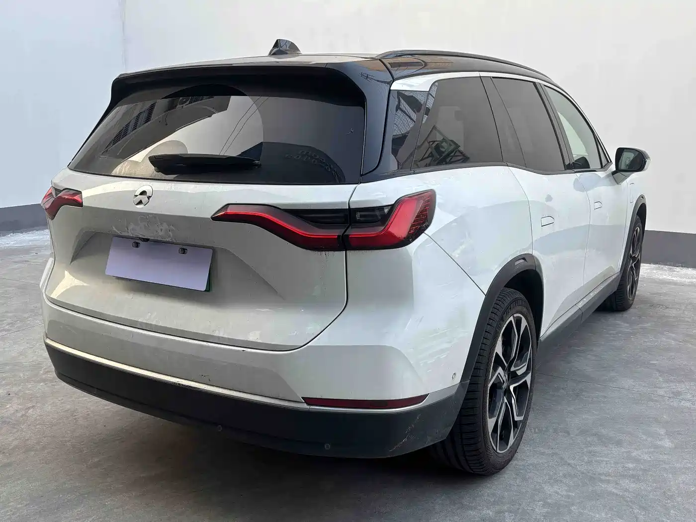 NIO NIO ES8 2020 415KM Signature Edition 6-Seater 8