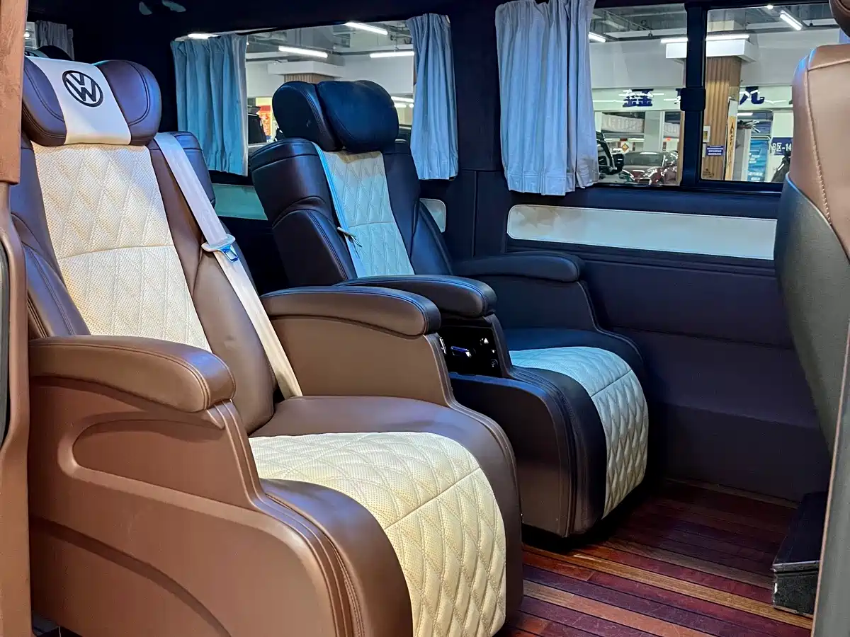 Volkswagen Caravelle 2019 2.0TSI 4WD Comfort 7-seater фото 12