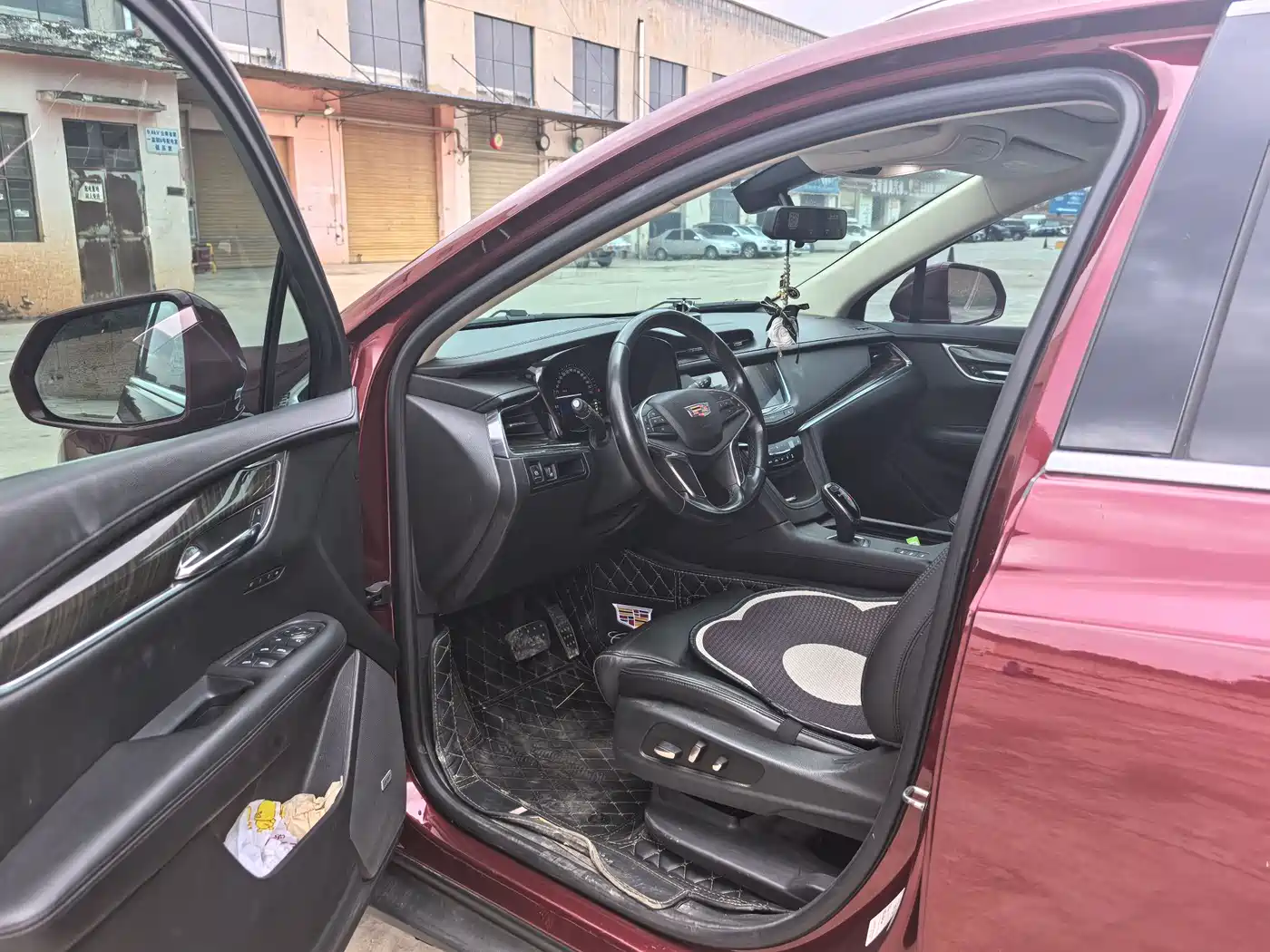 Cadillac XT5 2016 28T AWD Luxury Model фото 4