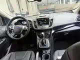 Фото 12 - Ford Kuga