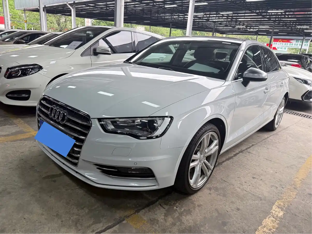 Audi A3 2017 Limousine 35 TFSI Fashion