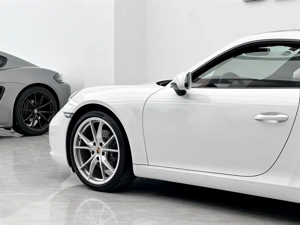 Porsche 911 2016 Carrera 3.0T фото 9