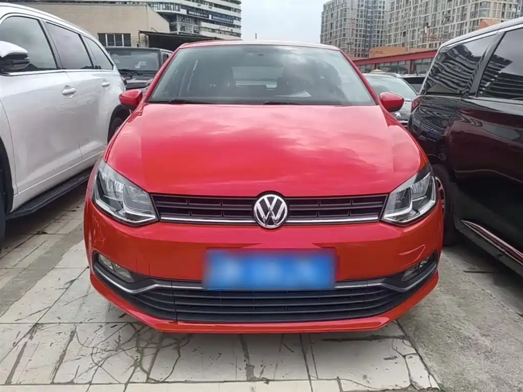 Volkswagen Polo 2016 1.6L Automatic Comfort фото 3