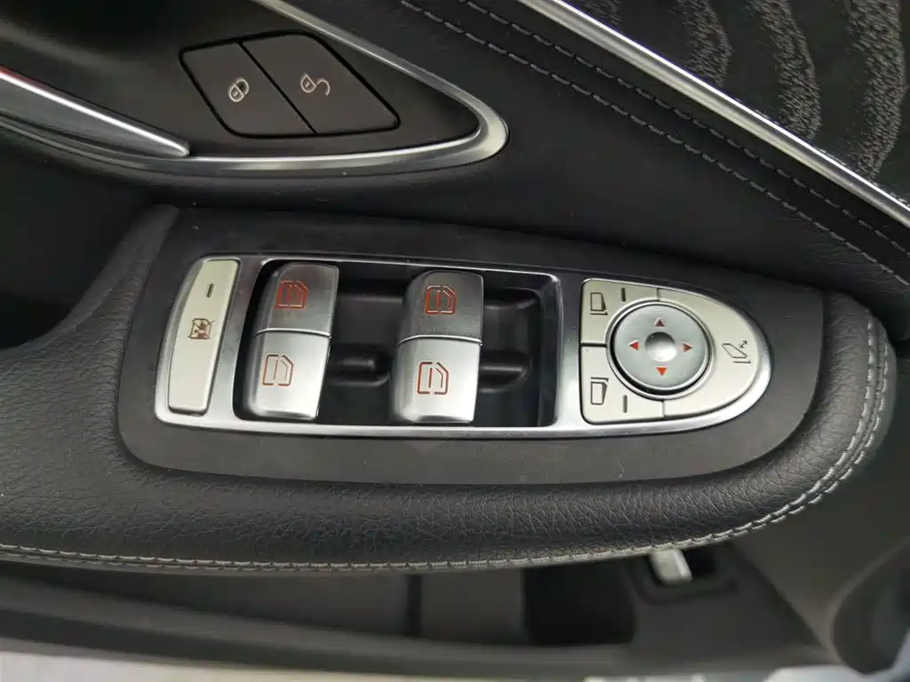 Mercedes-Benz C-Class 2017 C 200 L Sport фото 9