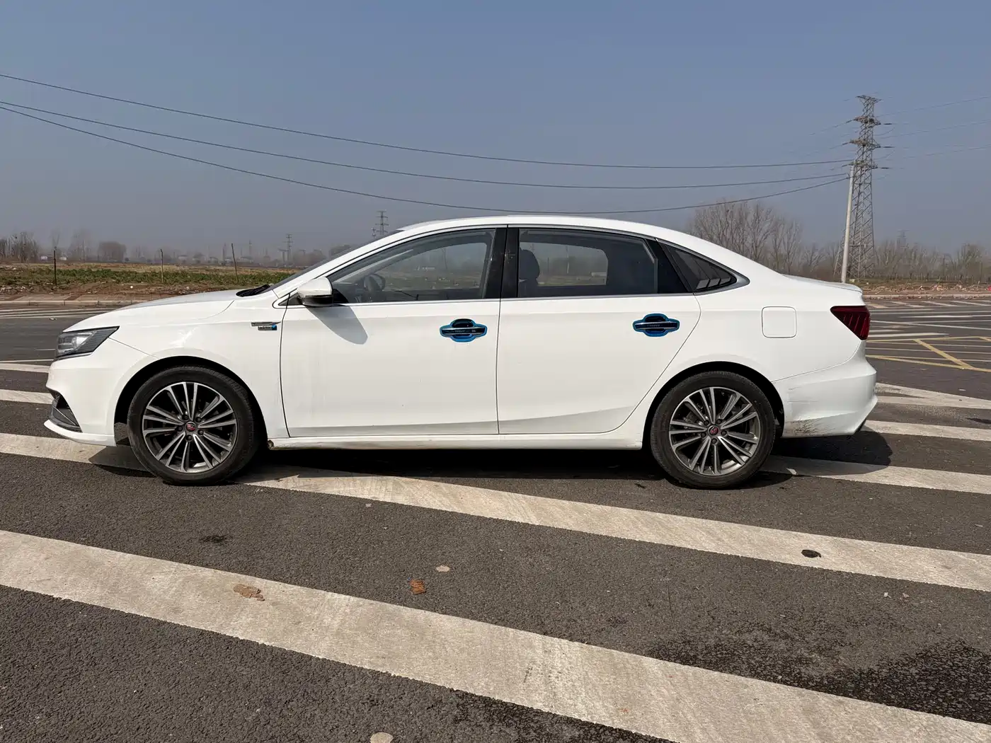 ROEWE I6