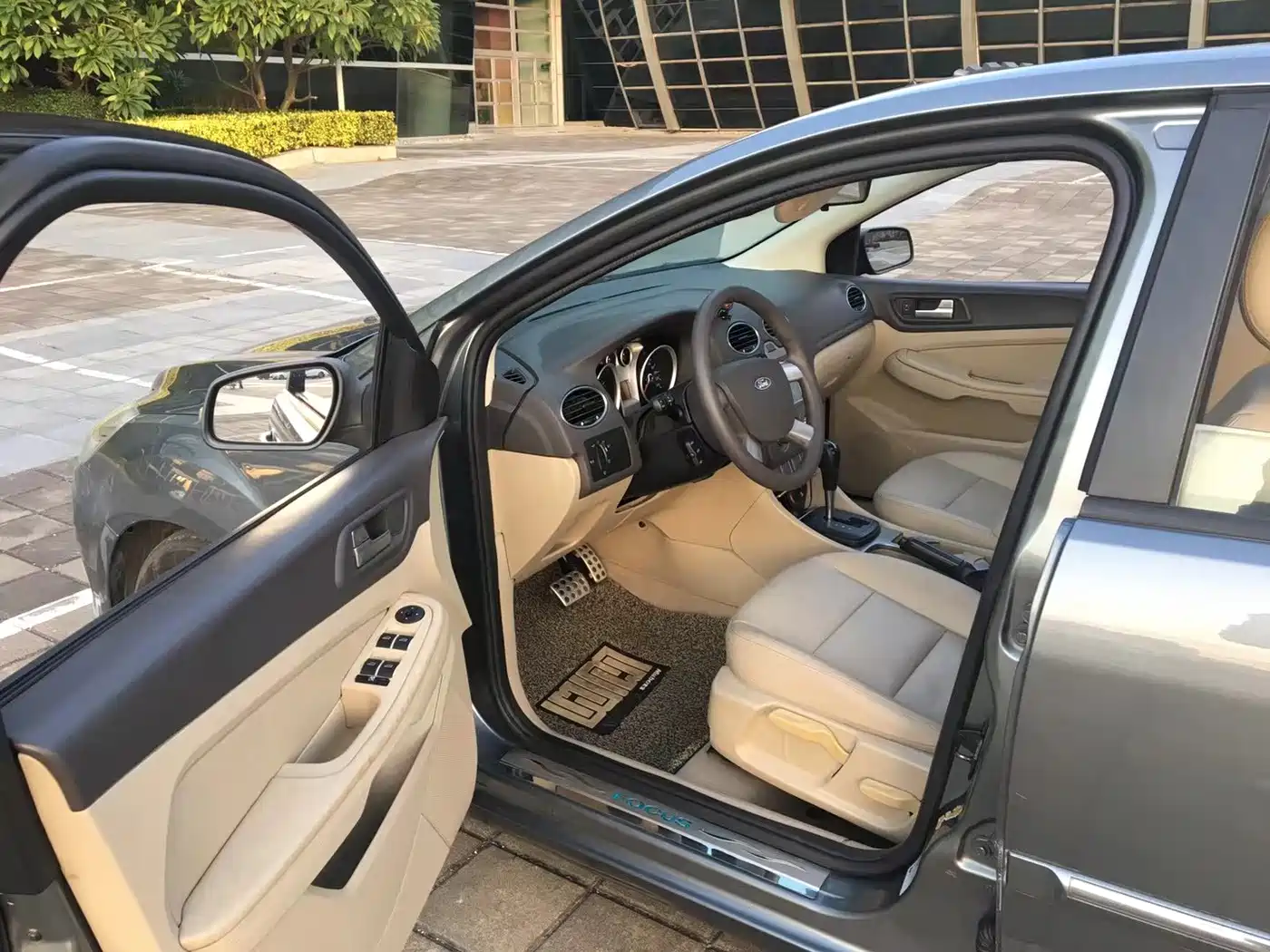 Фото 4 - Ford Focus