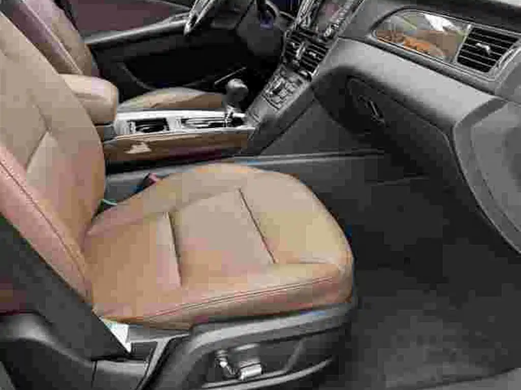 Hongqi H7 2015 2.0T Luxury фото 11
