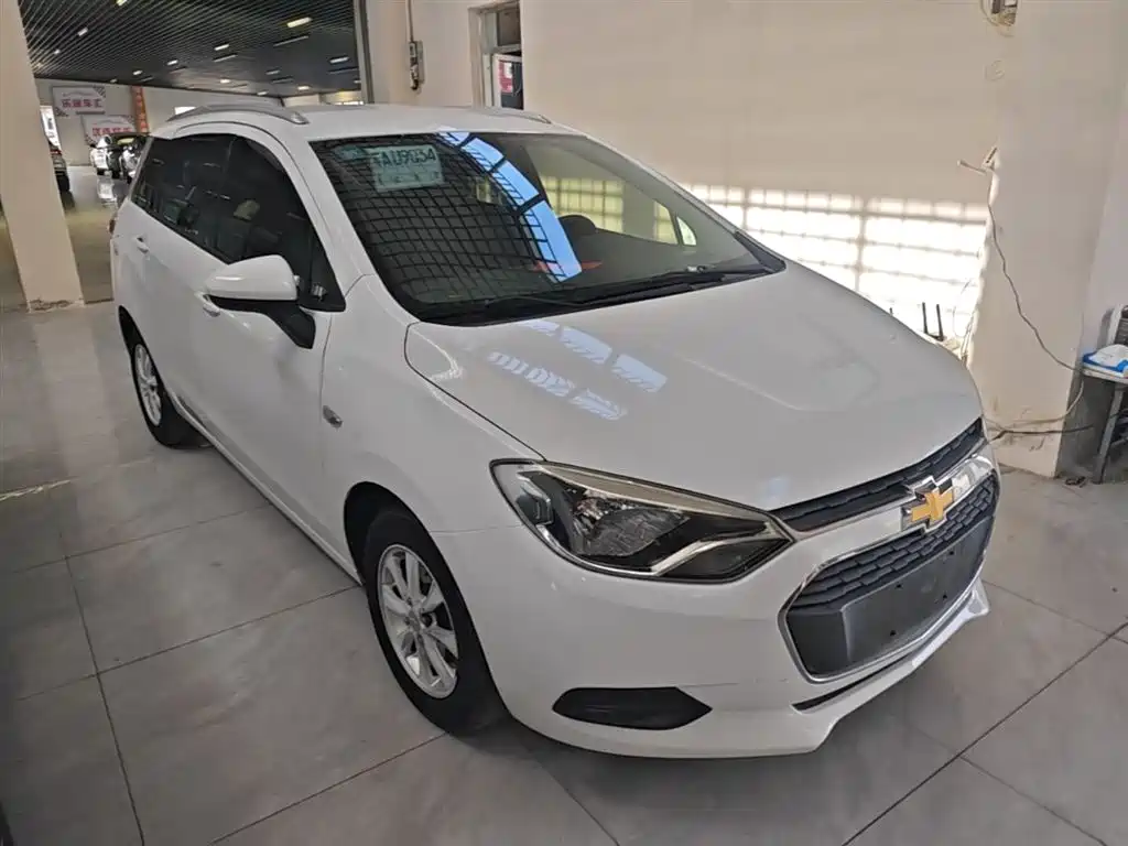 Chevrolet Lova RV 2016 1.5L Automatic Easy-Ride фото 4