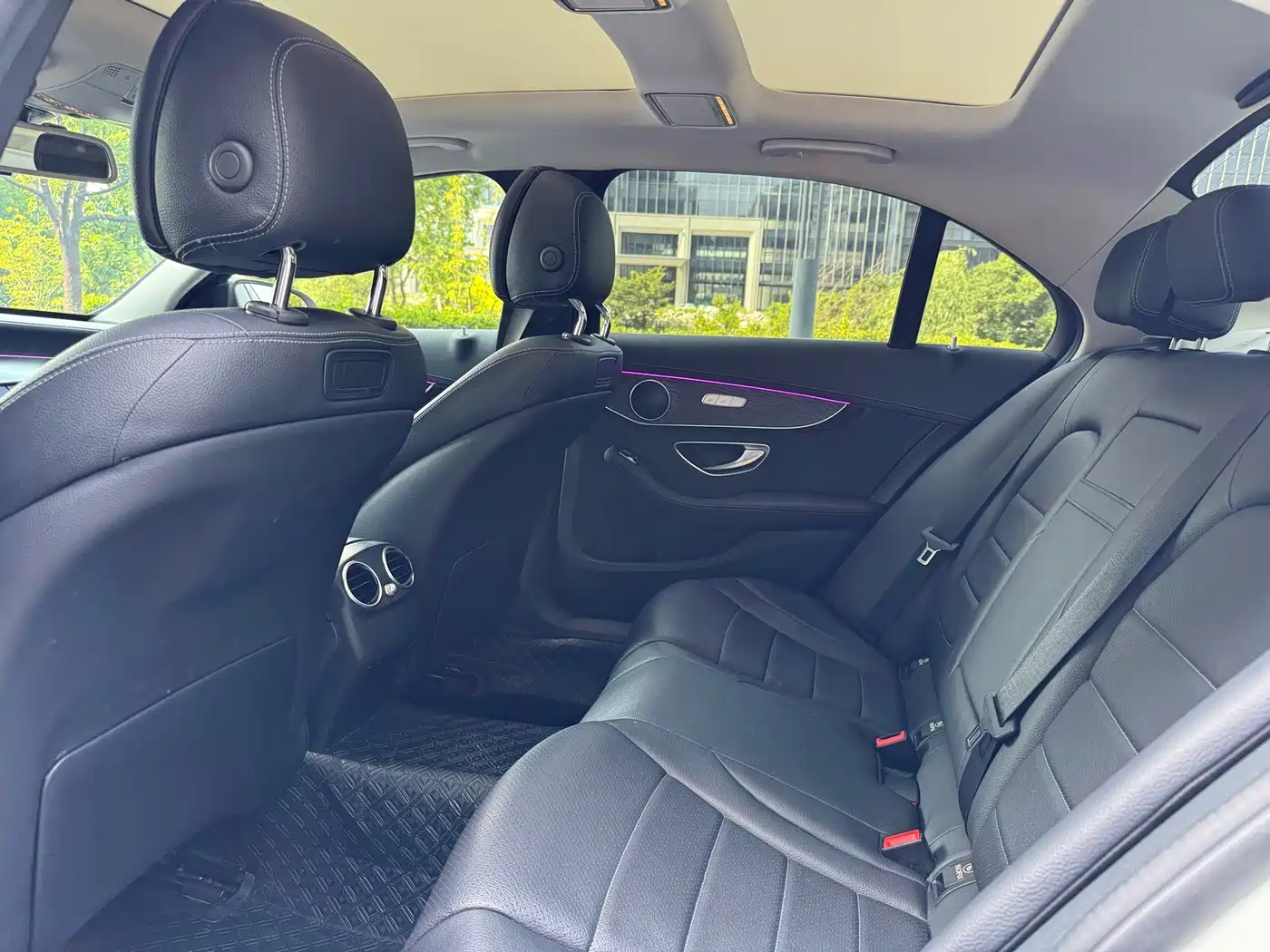 Mercedes-Benz C-Class 2016 C 200 L Sport фото 8