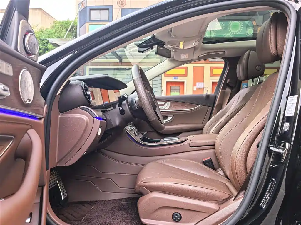Mercedes-Benz E-Class 2022 E 300 L Luxury фото 5