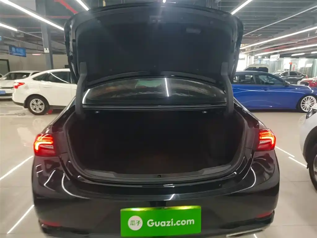 Buick LaCrosse 2022 652T Luxury фото 9