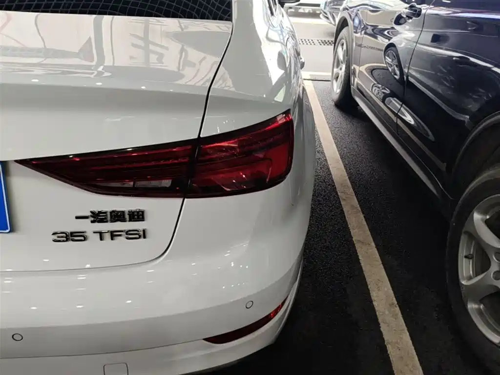 Audi A3 2019 Limousine 35 TFSI Fashion China V фото 8